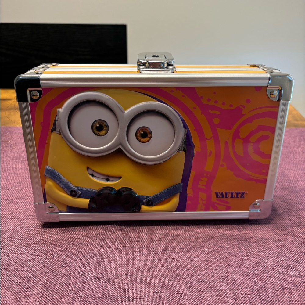 Minions Pencil Case Box by Vaultz. No key.  Like new. Great condition.